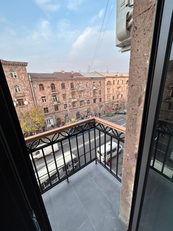 Cozy Apartment Jerevan Buitenkant foto